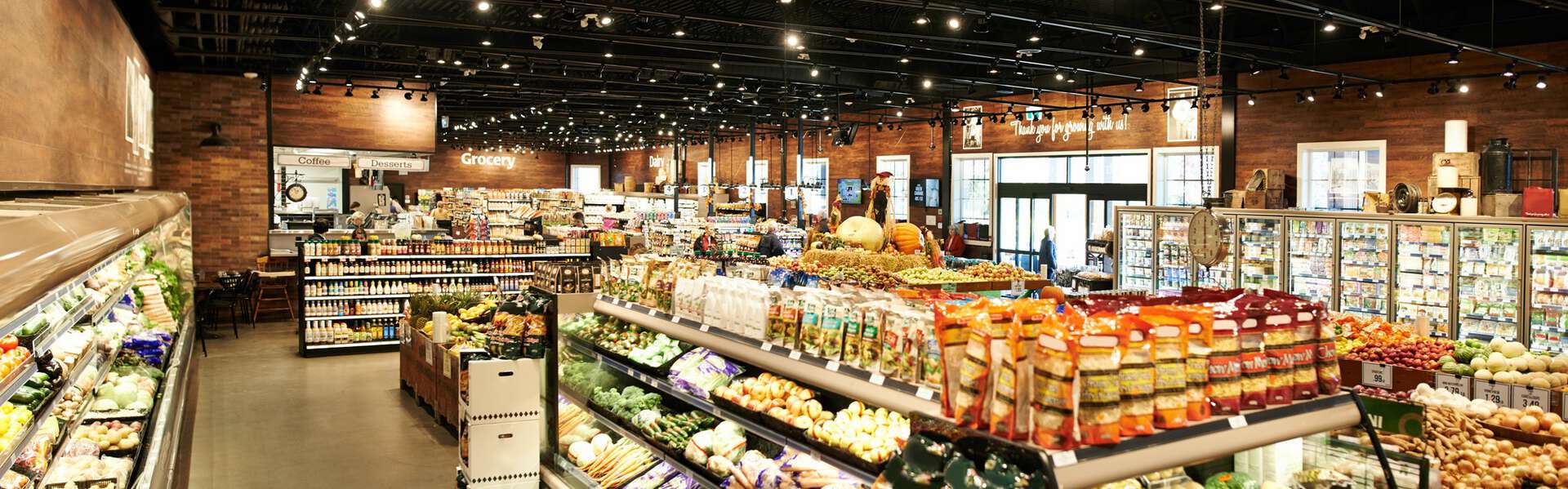 Sustainable cooling for supermarkets
