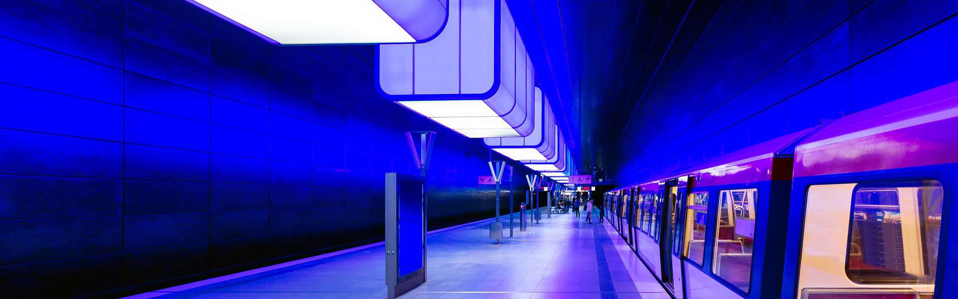 Platform air handling units for subway stations